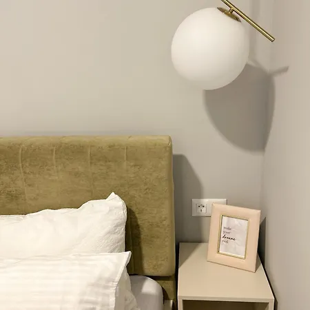 Merak2 Apartment- Free Garage Parking 公寓 *