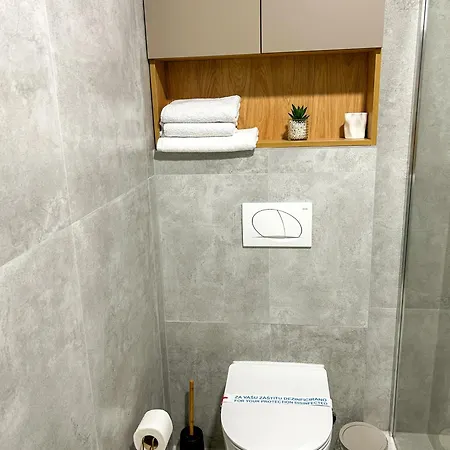 Merak2 Apartment- Free Garage Parking