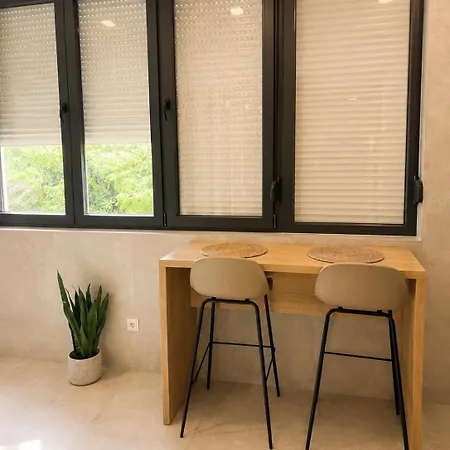 Merak2 Apartment- Free Garage Parking