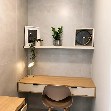 Merak2 Apartment- Free Garage Parking *